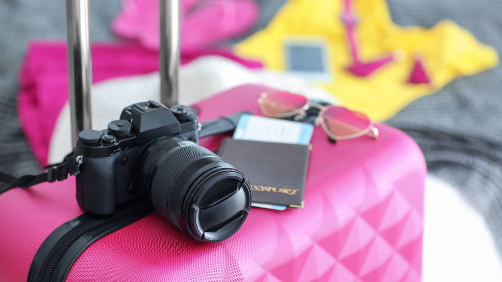 6 Best Compact Cameras for Travel